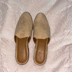 Light nude mules